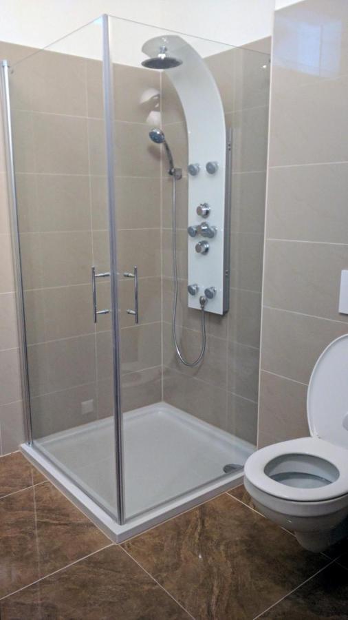 211 Amsterdam, Studio Apartment, 30M2 1-4 Pers Klagenfurt am Woerthersee Eksteriør bilde